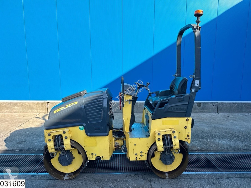 Compactador Bomag 100ADM-5 667 hr, 2015, 15,1 kW