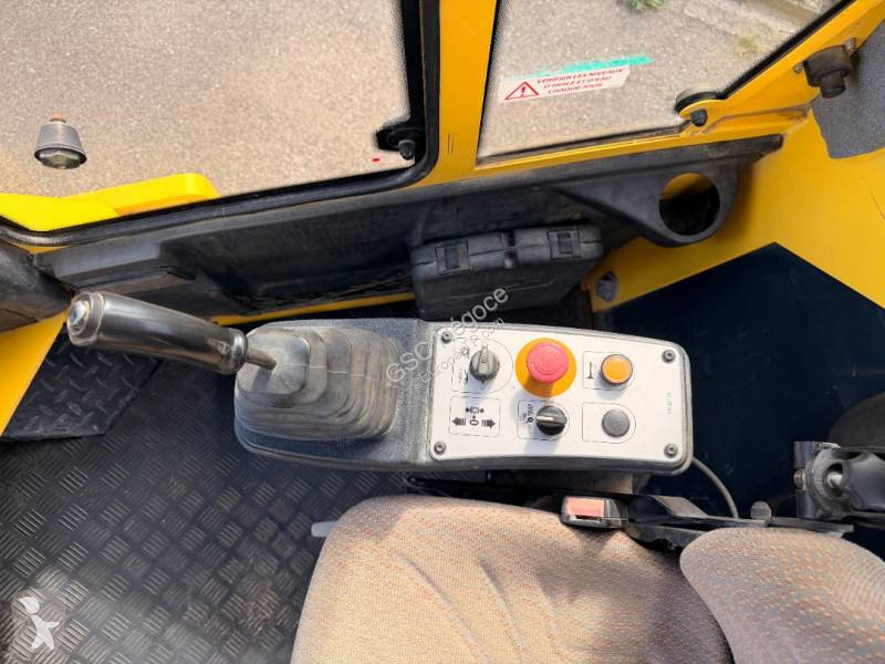 مدحلة Bomag BW216 D-4