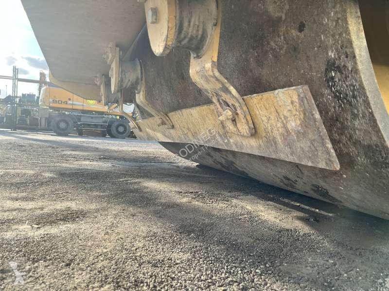 Compacteur Caterpillar