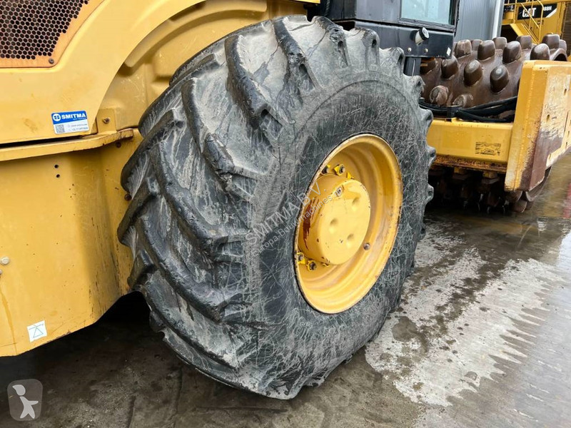 Zhutňovač Caterpillar CP76