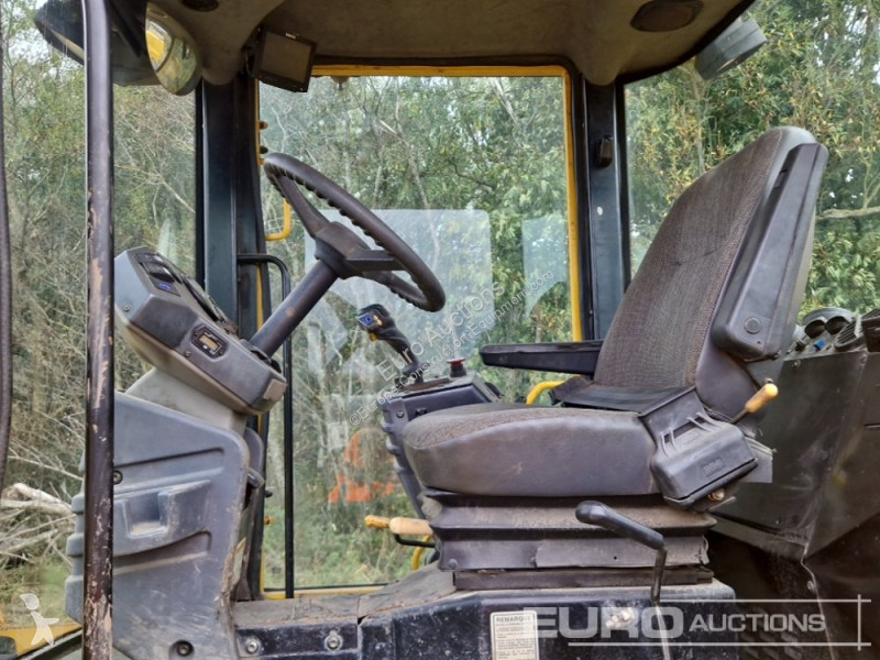 Compactor Caterpillar CB-434D