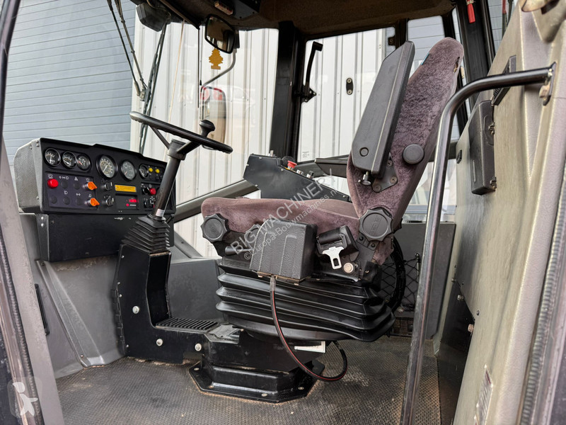 مدحلة Dynapac (13.6t)