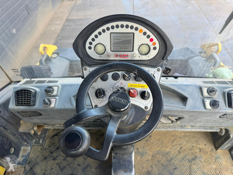 مدحلة Bomag 5