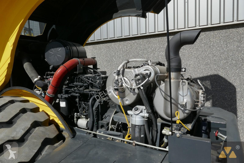 مدحلة Bomag BW226-5CL