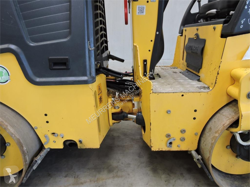 مدحلة Bomag