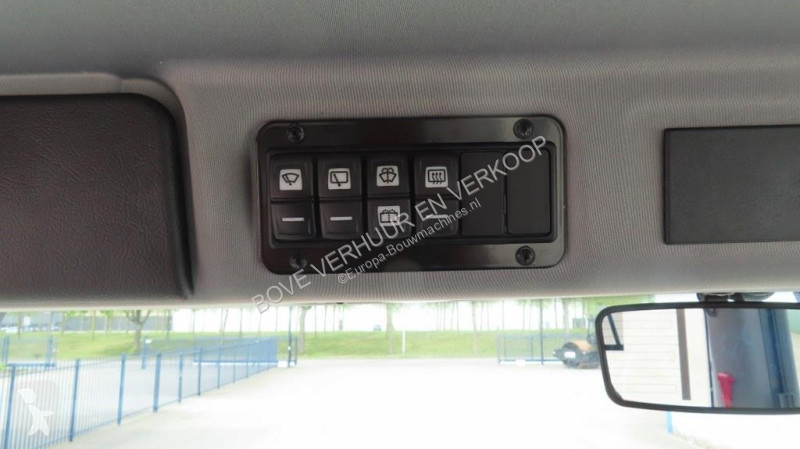 Compactador Hamm HC130i