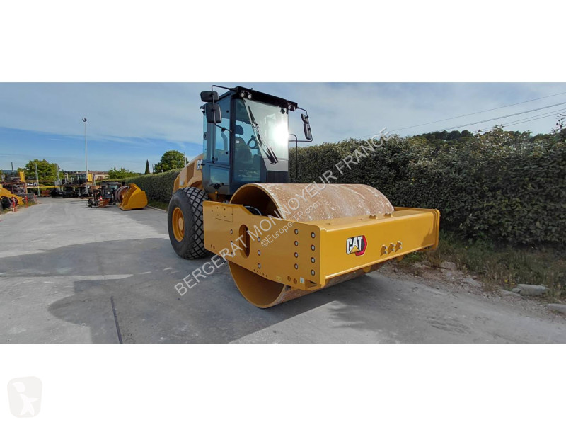 مدحلة Caterpillar CS14
