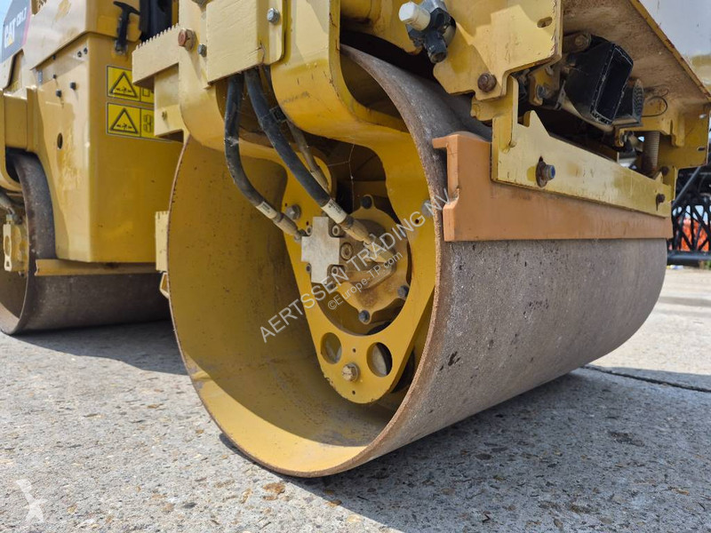 Jordstamper Caterpillar CB1.7