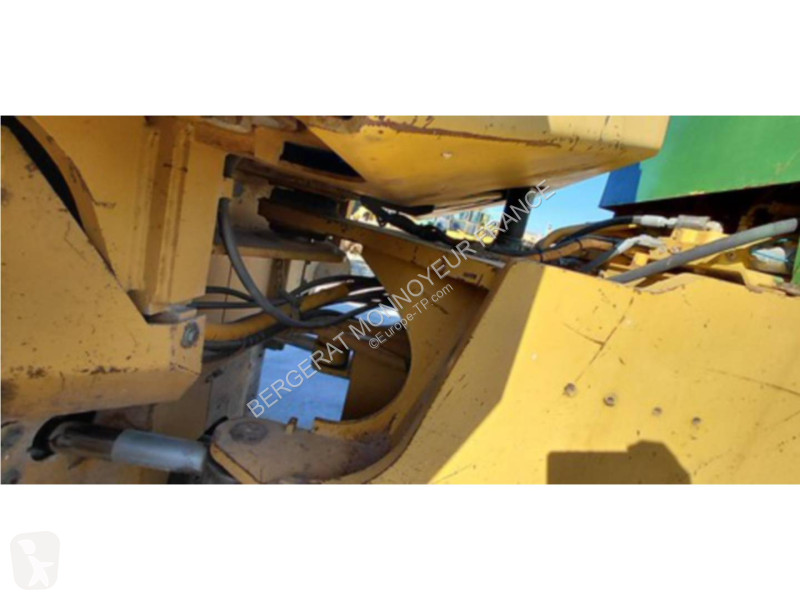 Валяк Caterpillar II