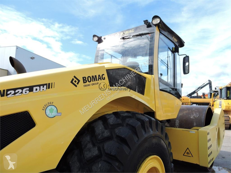 Дорожный каток Bomag BW226
