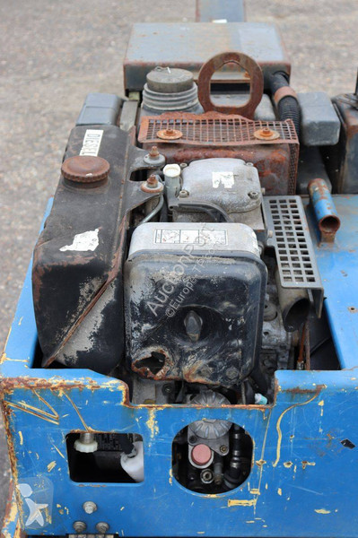 مدحلة Bomag BW 65H