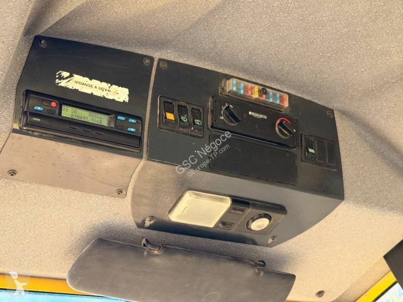 مدحلة Bomag BW216 D-4