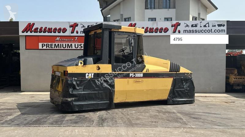 Compactador Caterpillar PS-300B