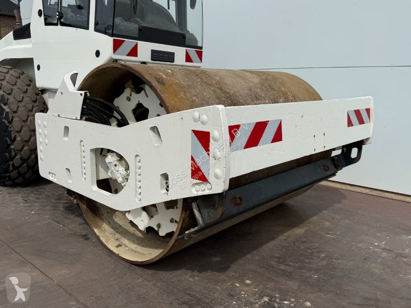 Compactador Bomag BW213DH-4 - Extra Vibrating...