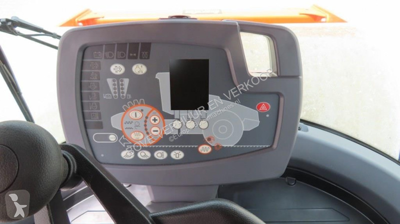 Compactador Hamm HC130i