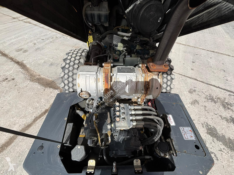 Дорожный каток Bomag