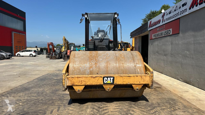 Zhutňovač Caterpillar CS-533E