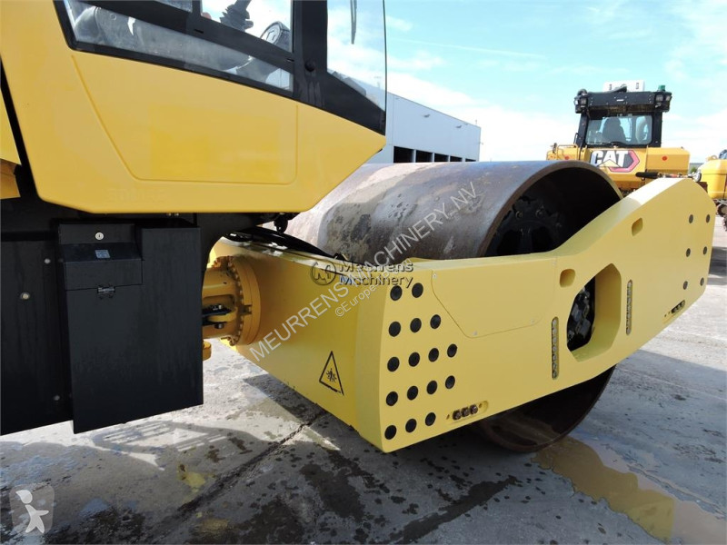 Дорожный каток Bomag BW226