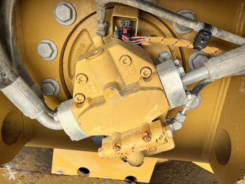 Compacteur Caterpillar