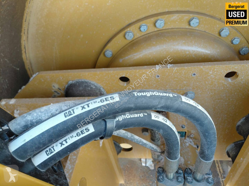 Compacteur Caterpillar