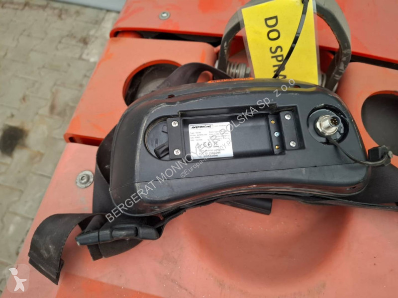 Валяк Husqvarna LH804