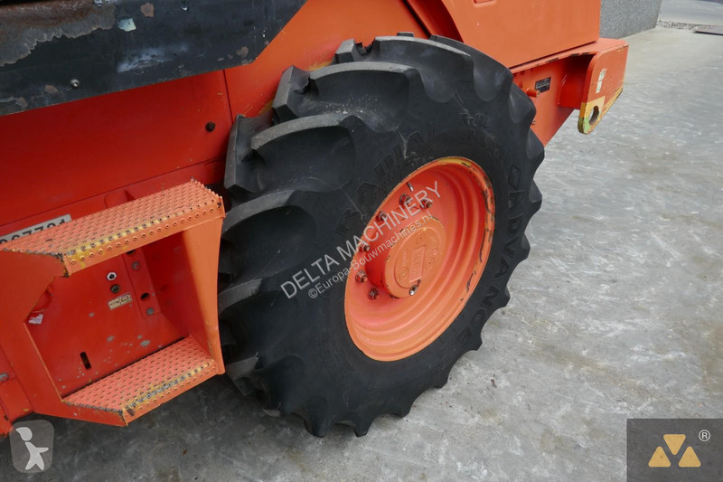 Compacteur Caterpillar
