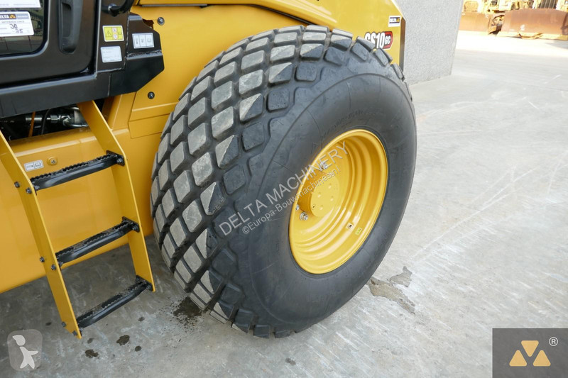 Compactador Caterpillar CS10GC