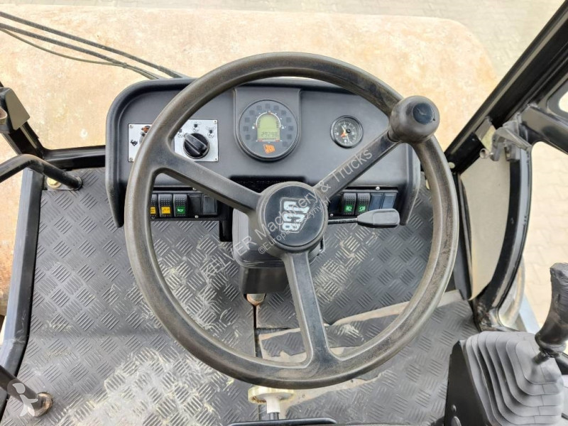 Jordstamper JCB VM 132  roller