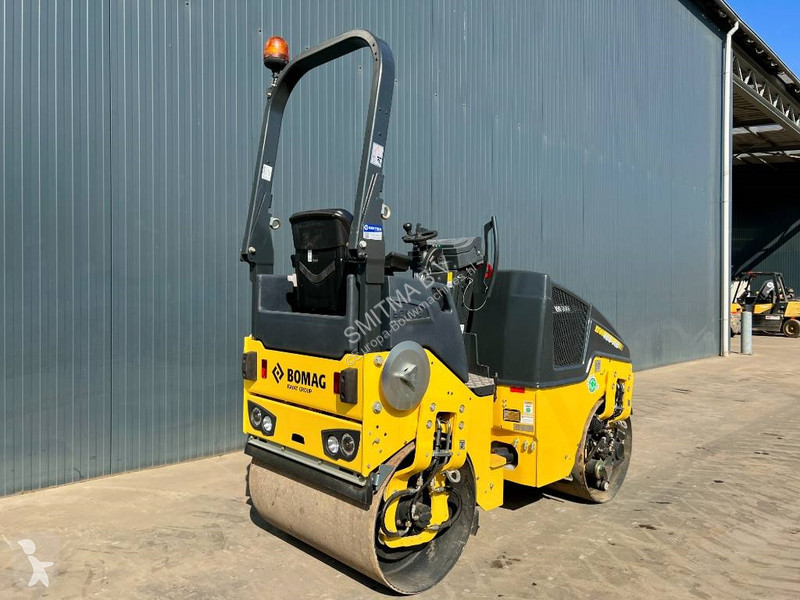 Zhutňovač Bomag BW100 AD-5
