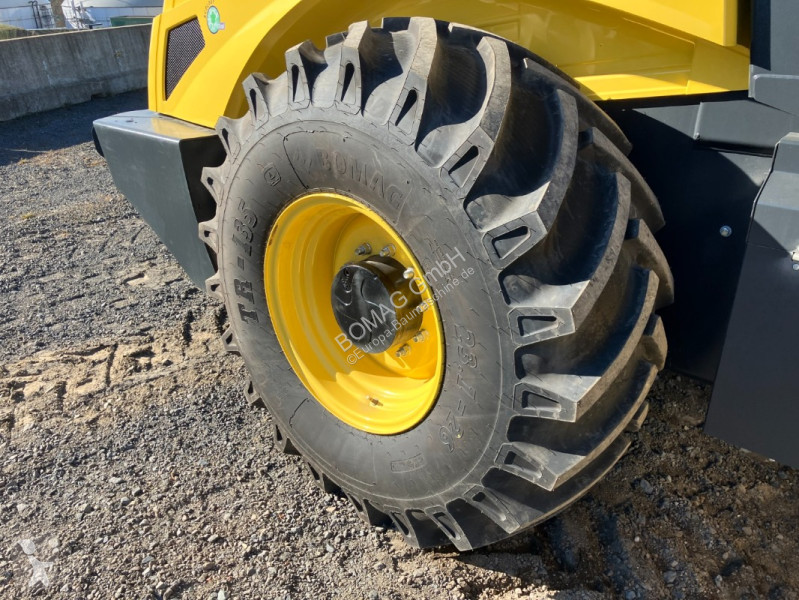 Compactador Bomag  BW 211 DH-5 Stage IV/TIER4f