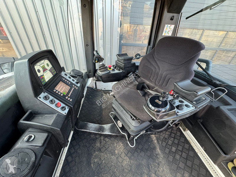 مدحلة Bomag BW174 AP4