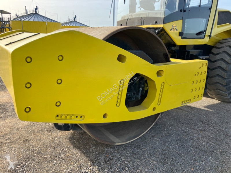 مدحلة Bomag  BW 226 BVC-5  Stage IIIa/Tier 3