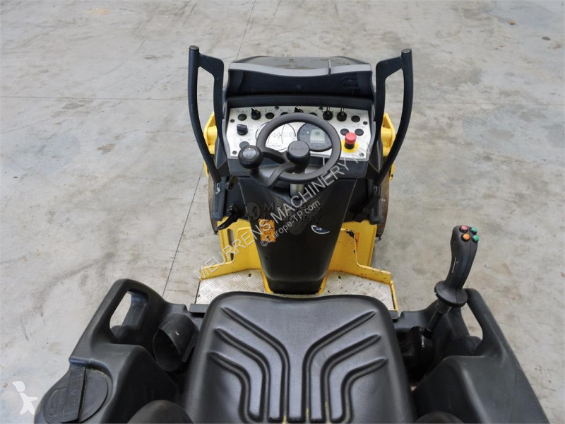 مدحلة Bomag