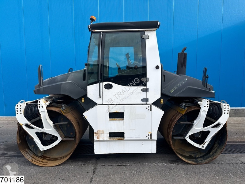مدحلة Bomag BW 174 AP-4 AM 74 kW, 7485 hr