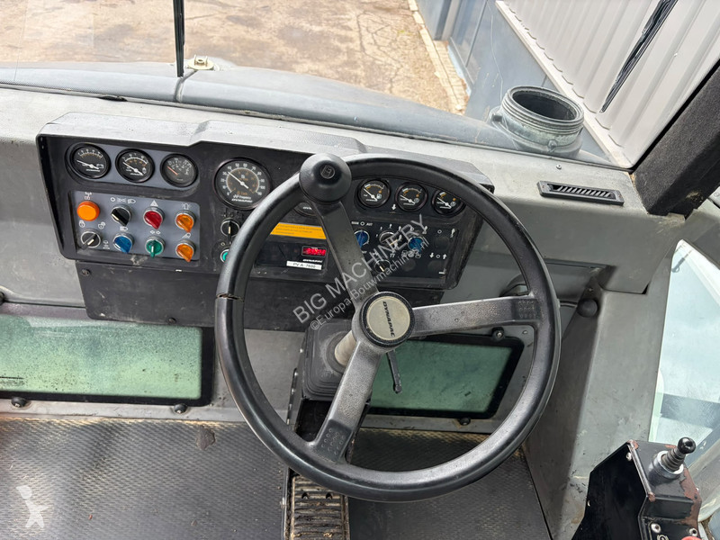 Compactador Dynapac C HF