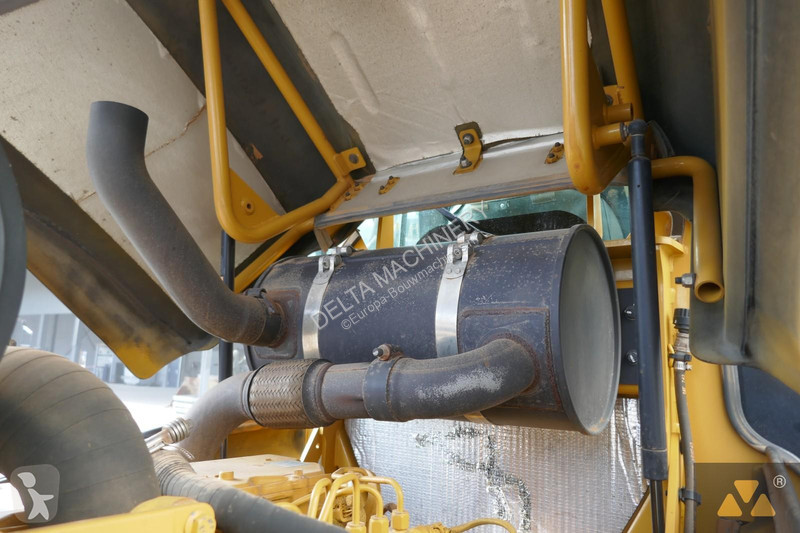 Compacteur Caterpillar