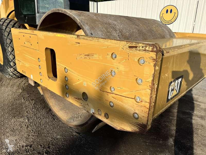 Compacteur Caterpillar