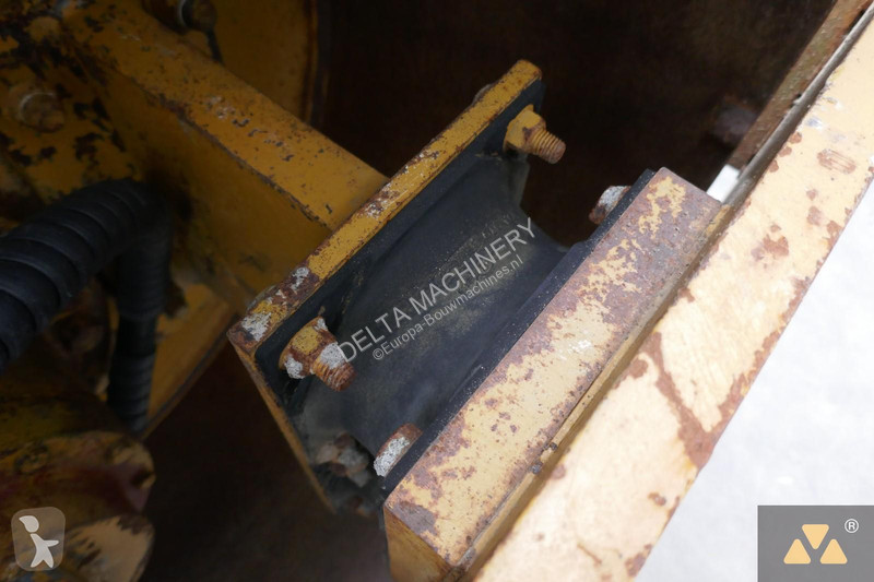 Compactador Caterpillar CS433C