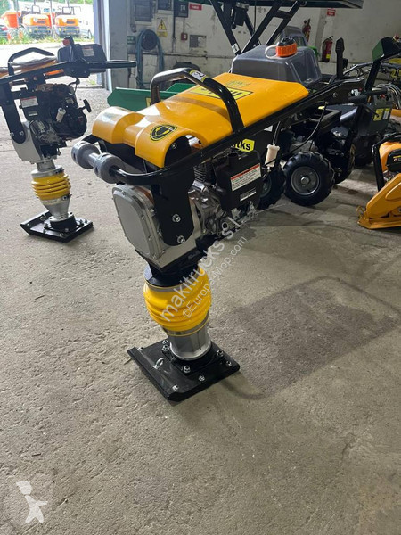 Compactador CJ90 - SALTARINA COMPACTADOR MANUAL