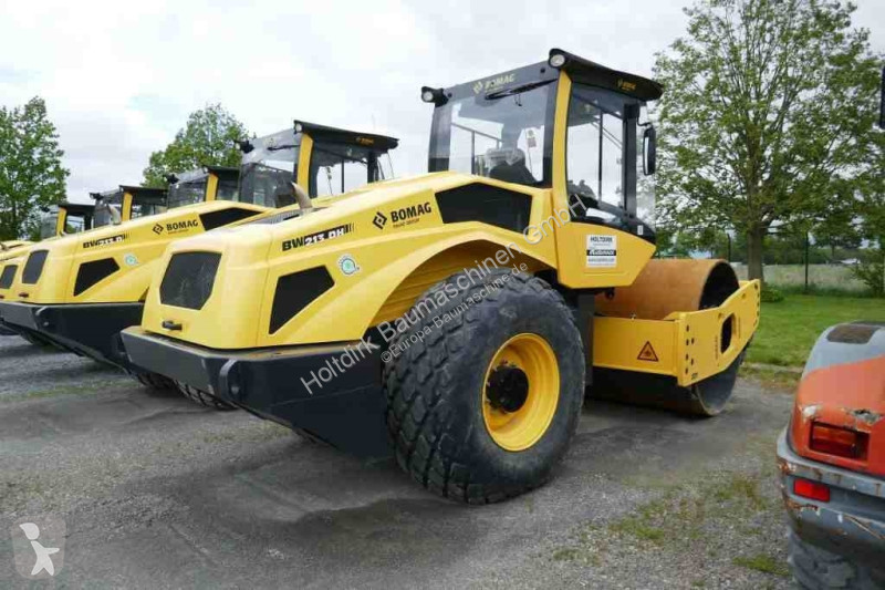 Compactador Bomag DH-5