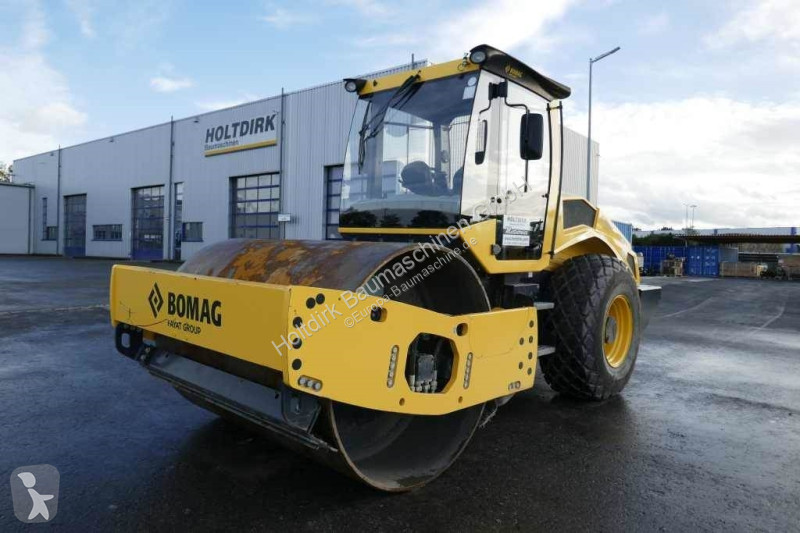 Compactador Bomag D-5