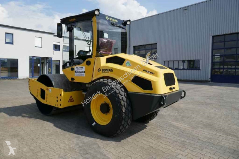Compactador Bomag D-5