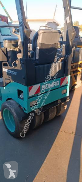 مدحلة Bomag