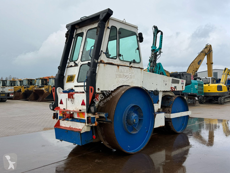 Compactador Hamm HW90 / 8