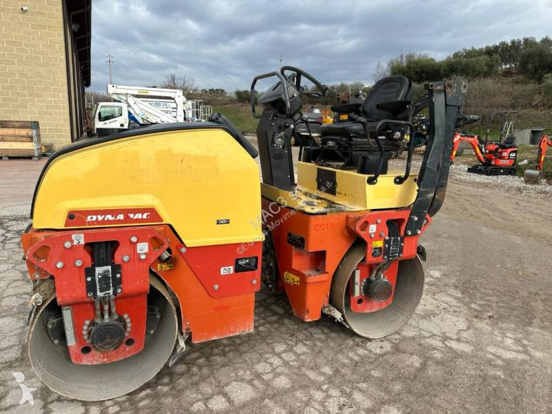 Jordstamper Dynapac CC1200