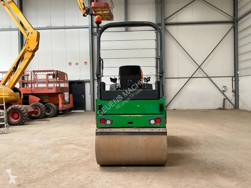 Compactador Bomag AD-5