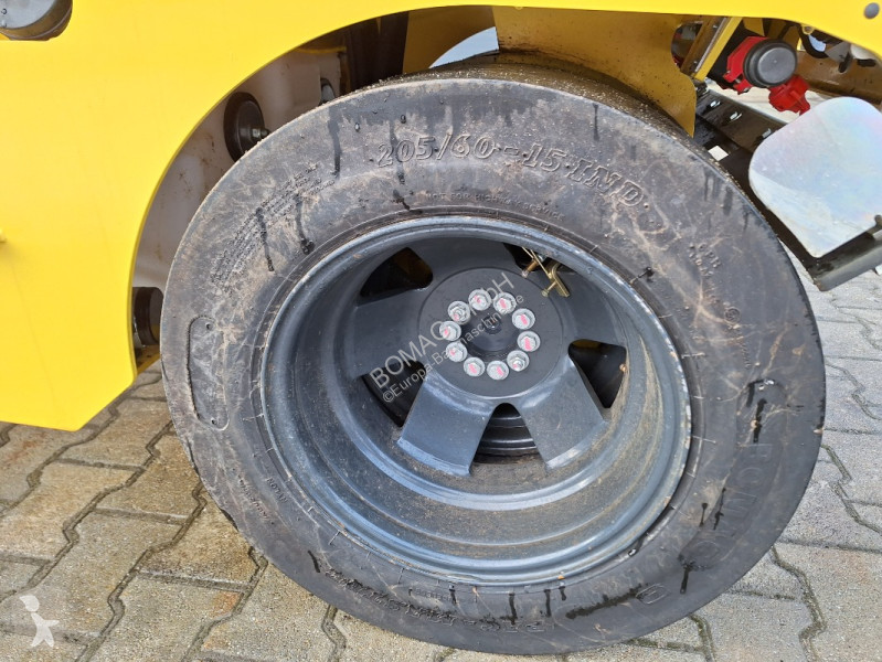 Compactador Bomag BW 100 AC-5 Stage V/Tier 4f