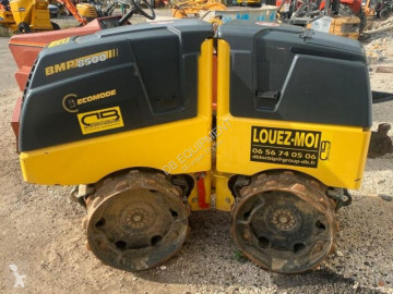 Compattatore con piedi Bomag