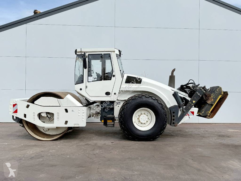 Compactador Bomag BW213DH-4 - Extra Vibrating...