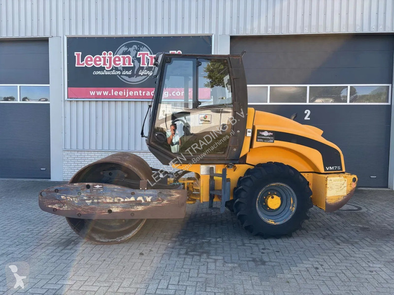 Compactador JCB Vibromax VM75D Single drum...